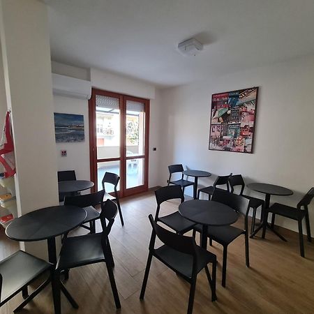 Monti Guest House Альгеро Экстерьер фото