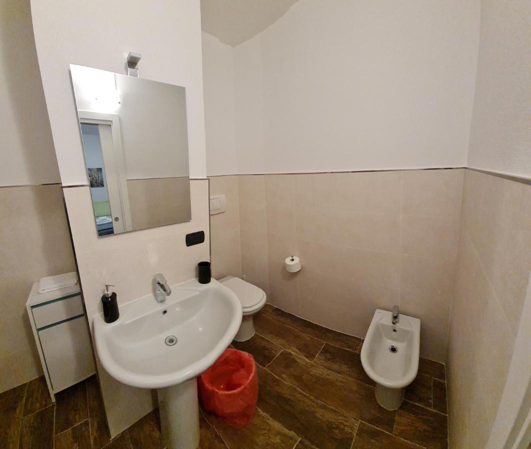 Monti Guest House Альгеро Экстерьер фото