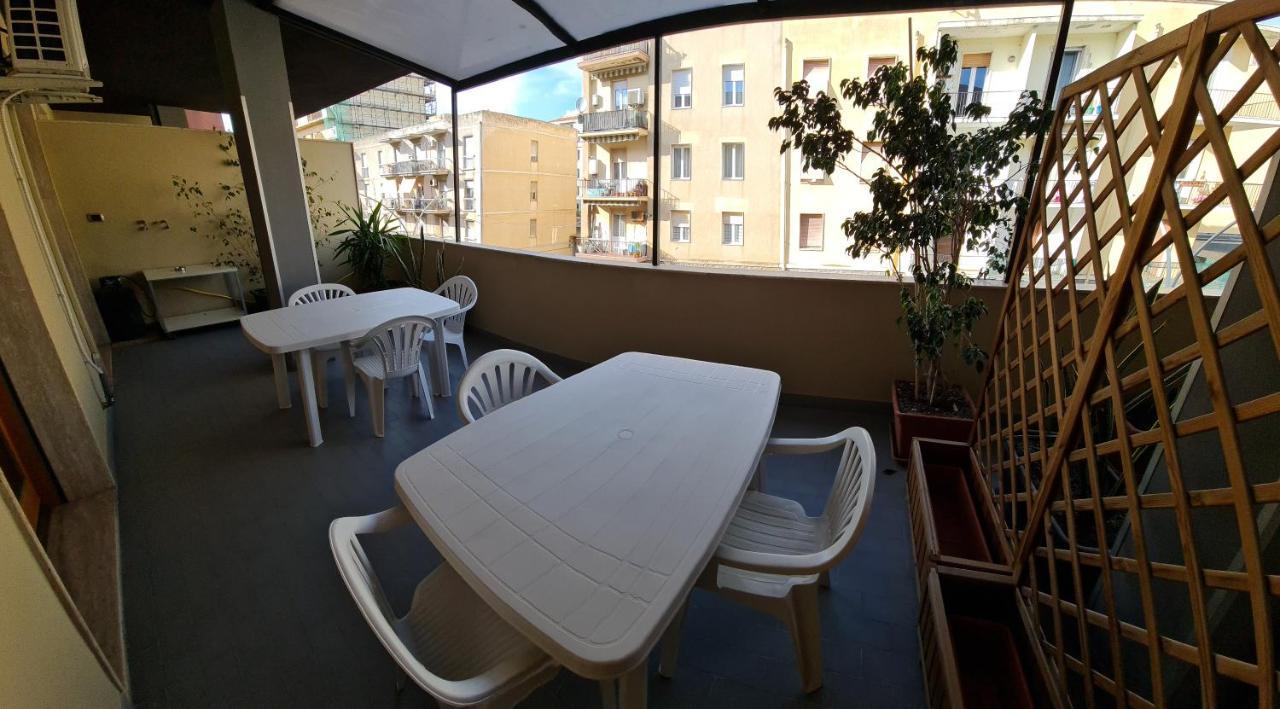 Monti Guest House Альгеро Экстерьер фото