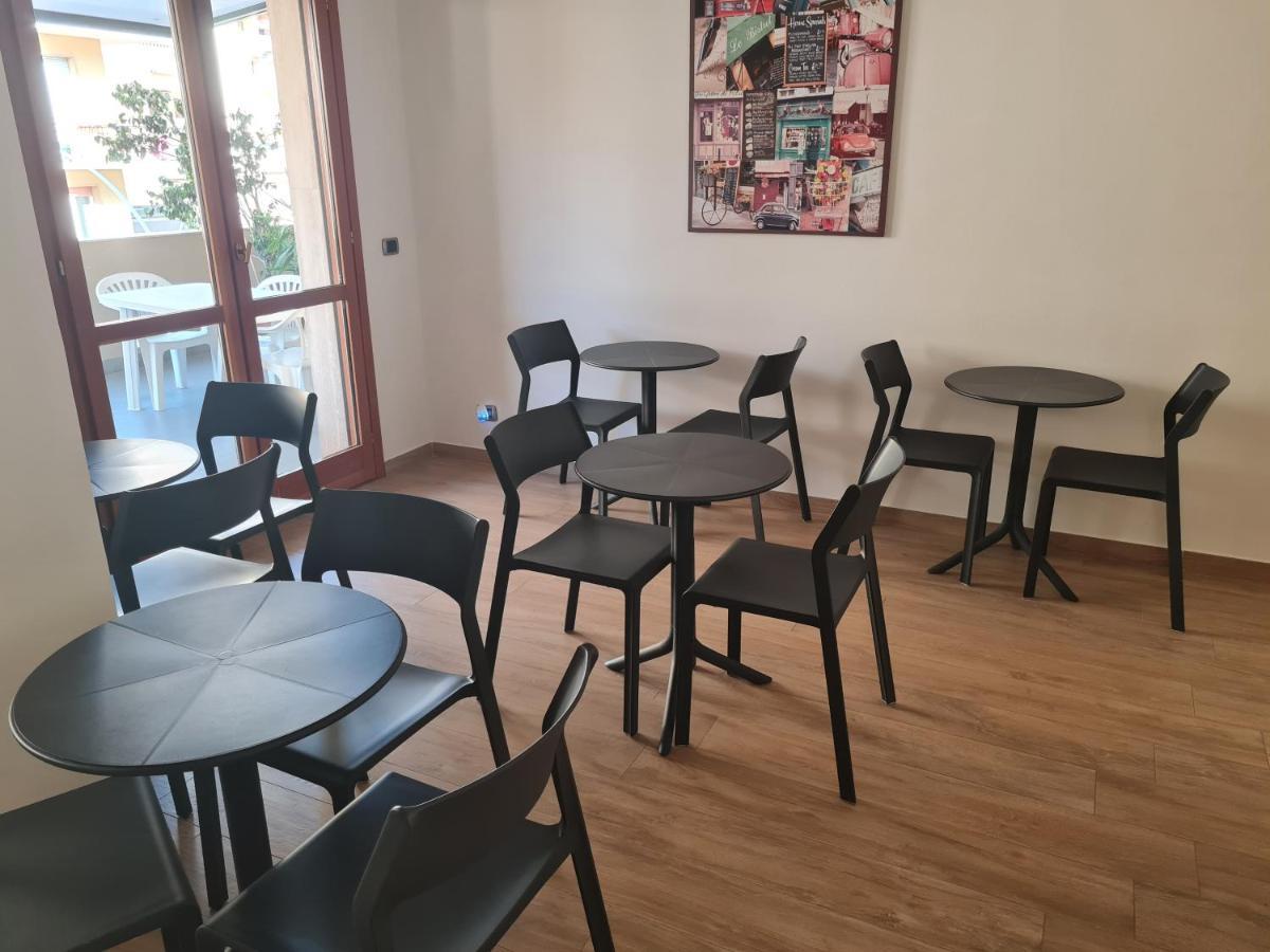 Monti Guest House Альгеро Экстерьер фото