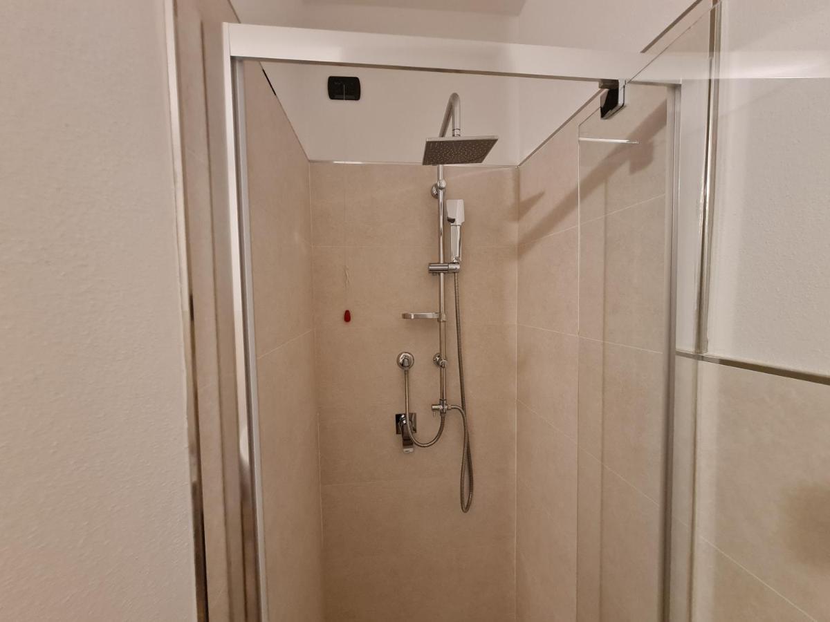 Monti Guest House Альгеро Экстерьер фото