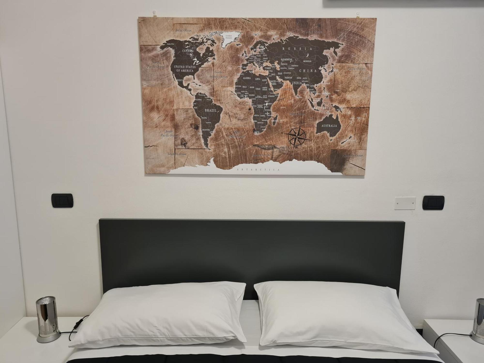 Monti Guest House Альгеро Экстерьер фото